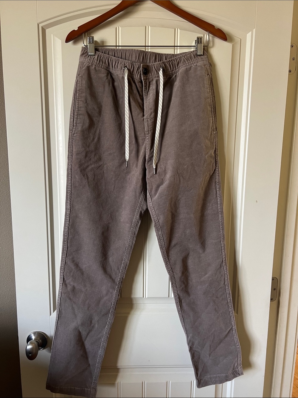 Vuori Corduroy Joggers in Taupe Gray with White Drawstring